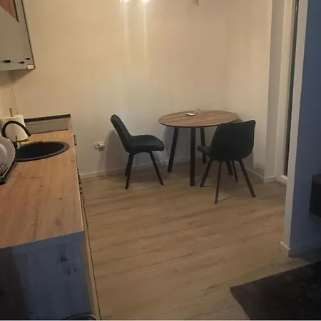 Apartament Nina *