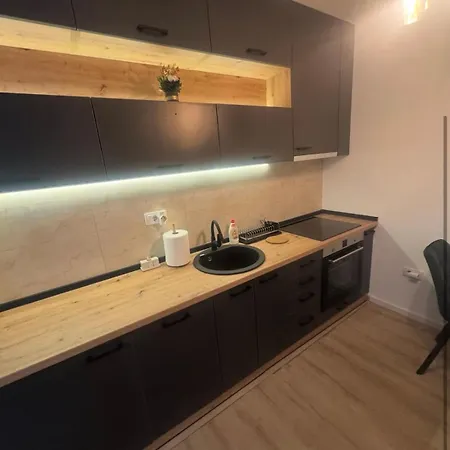 Nina Apartament *